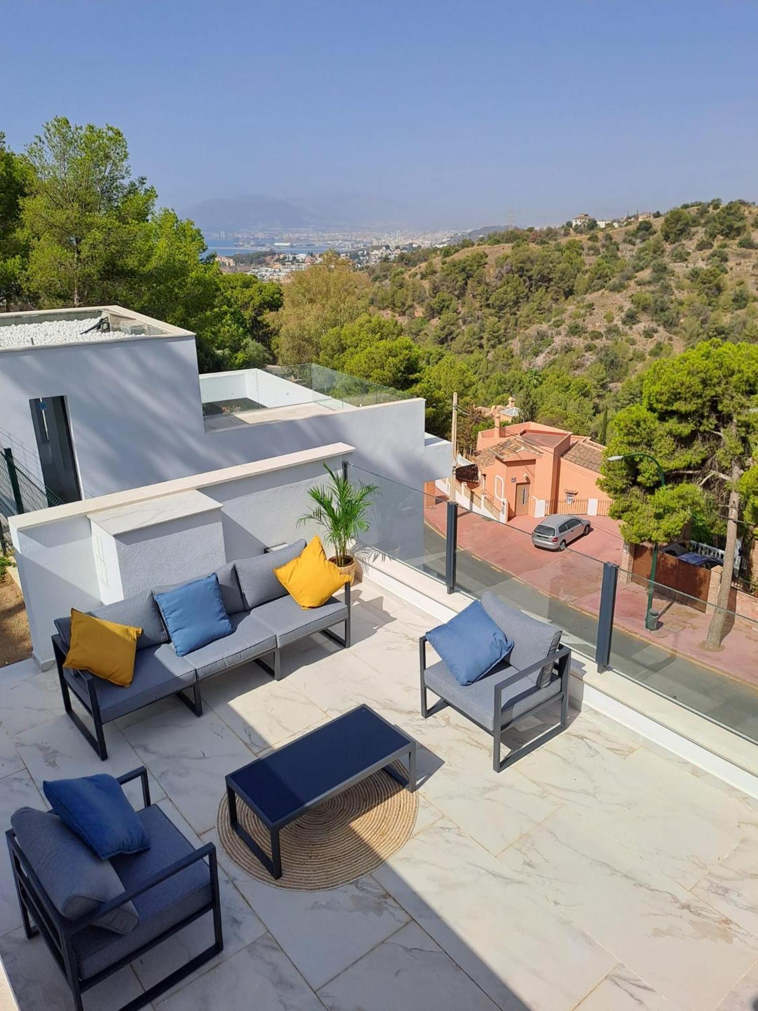 Villas Pinares De San Anton - Sea, City, Mountain, Views Málaga Extérieur photo